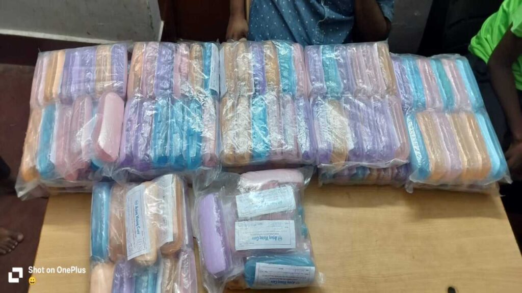 Distributed spectacles association with SmartSOC.